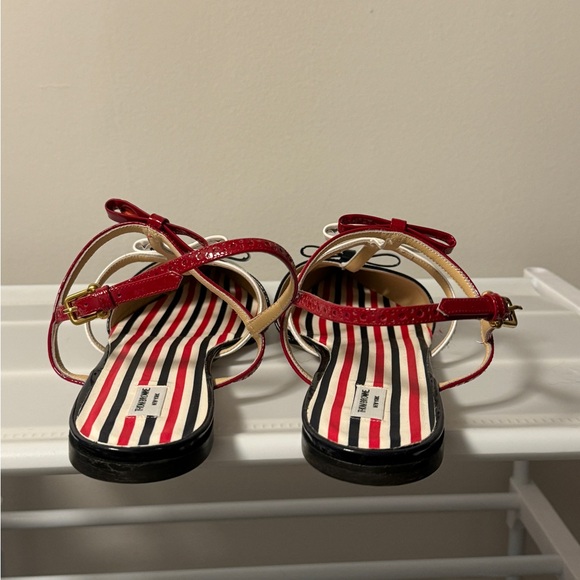 Thom Browne ballerina flats in patent leather - Picture 5 of 8